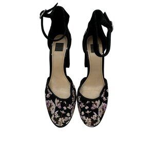 White House Black Market Womens Embroidered Goth Heeled Sandals Size 7M Black